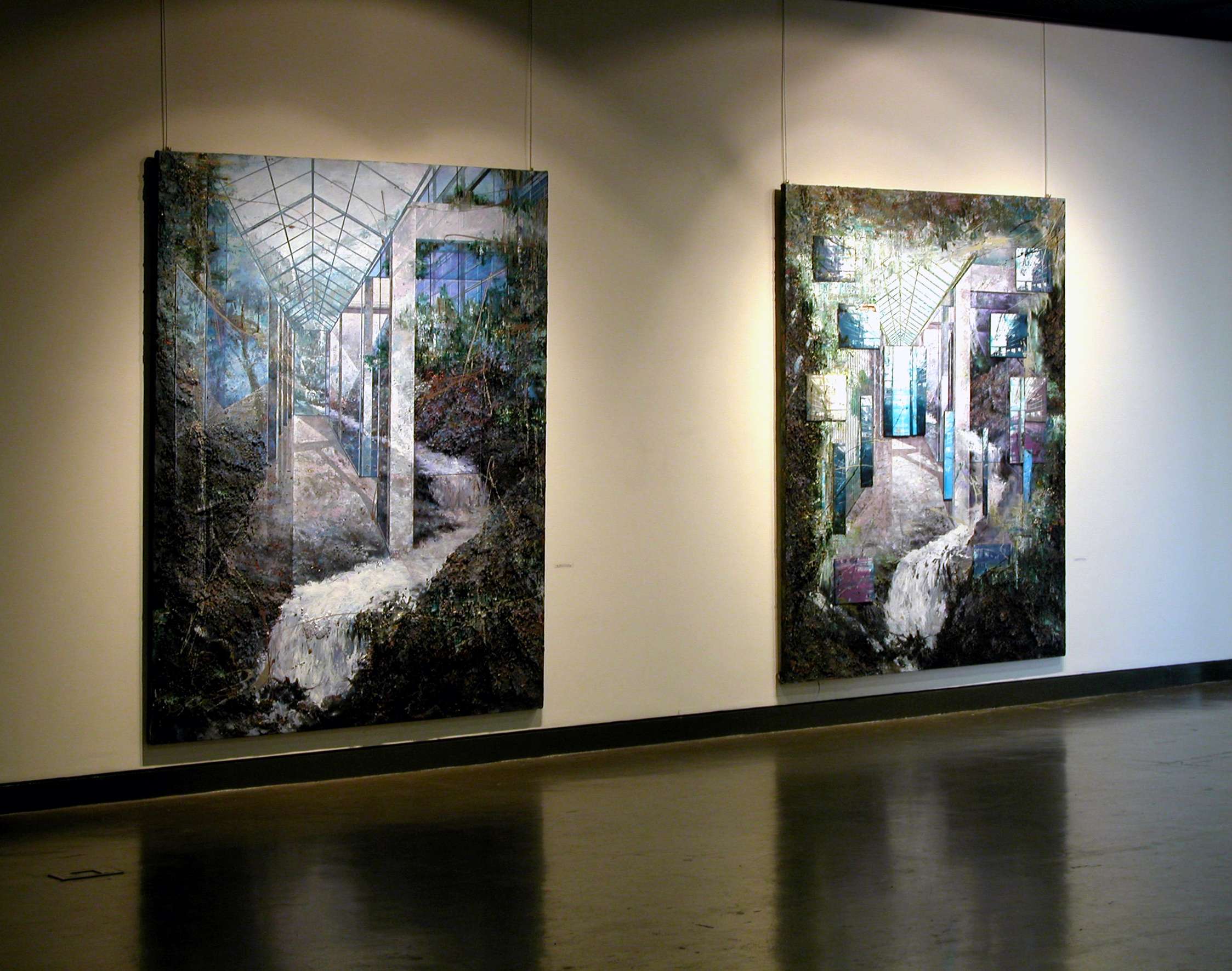Left: Dong-Ah Art Award-winning work; right: special selection from the Dong-Ah Art Exhibition, both by Guiyoung Lee